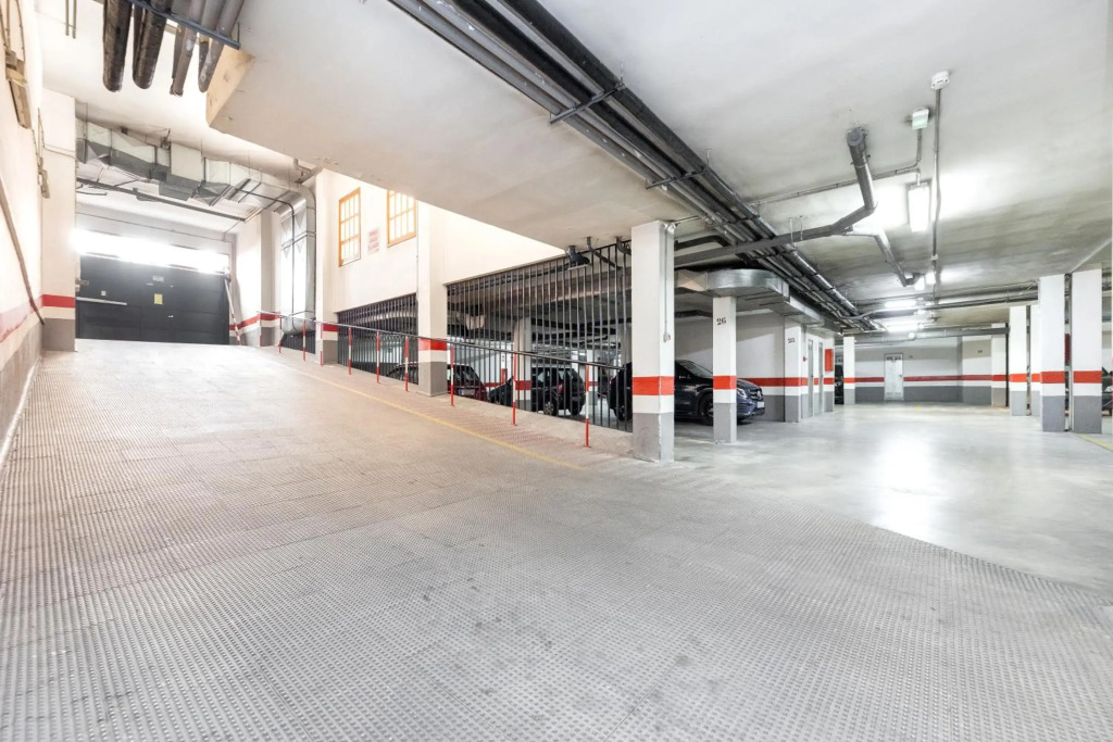 APARTAMENTO CENTRO NUEVA DE LA VIRGEN 2+free parking