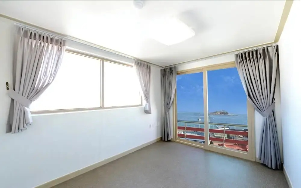 Sokcho HJ House Pension