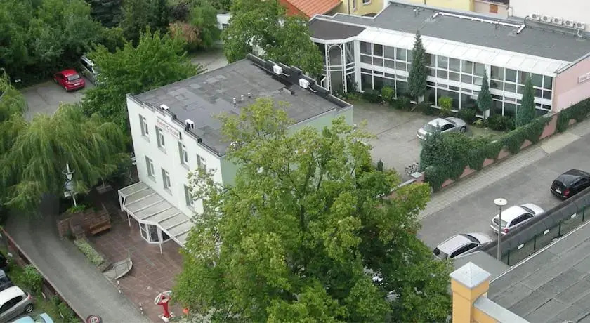Hotel Ostrow
