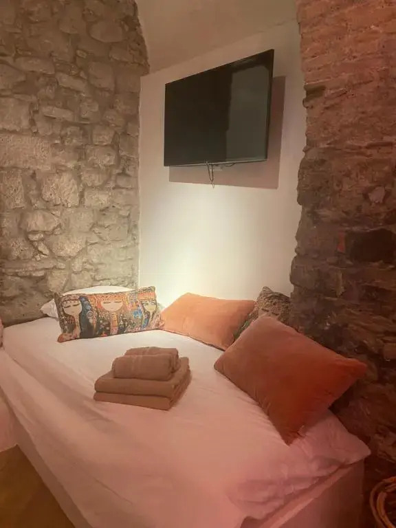 Luxury room for up to 8 people!