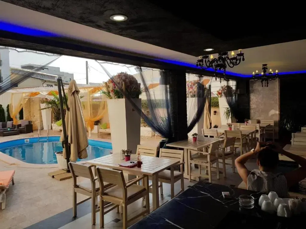 Camere de inchiriat KATALEYA