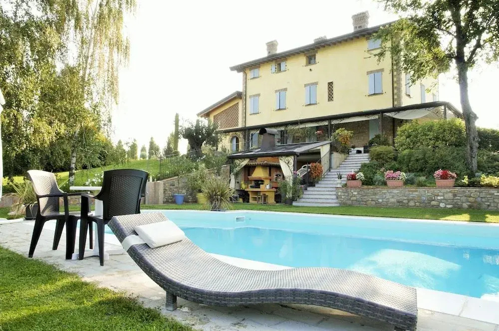 Agriturismo e Acetaia la Vedetta