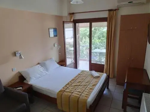 Pagaseon Rooms and Apartments