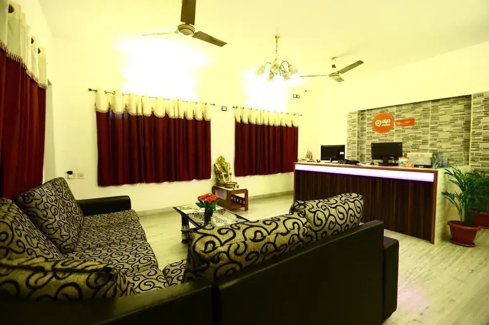 OYO 817 Anna Salai