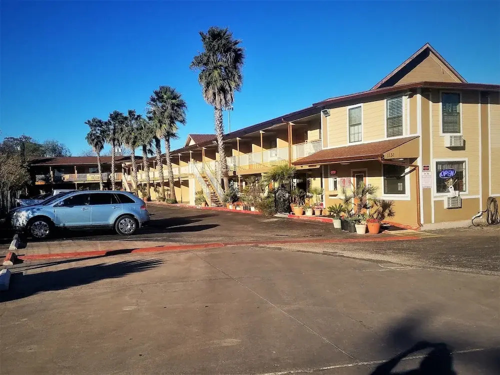 Regency Inn - Fort Sam Houston