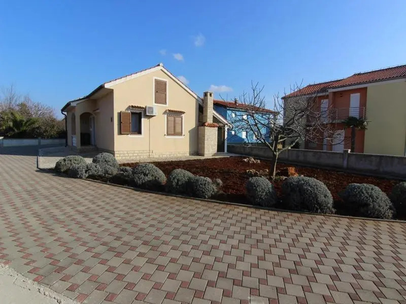 Holiday Home Deni