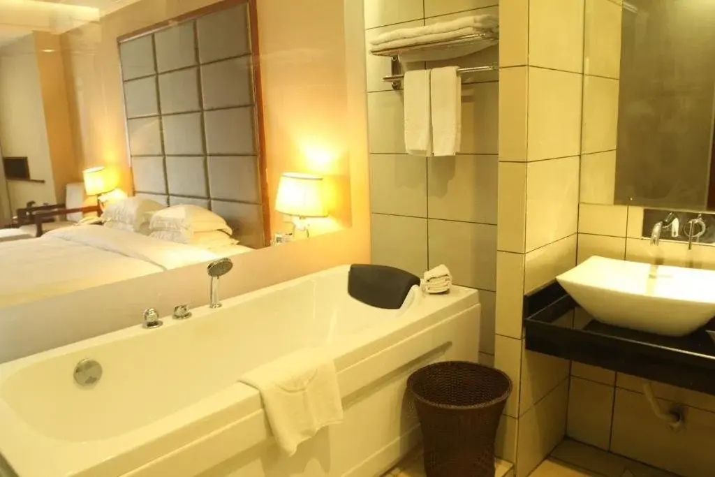 Yangjiang Jiayue Hotel