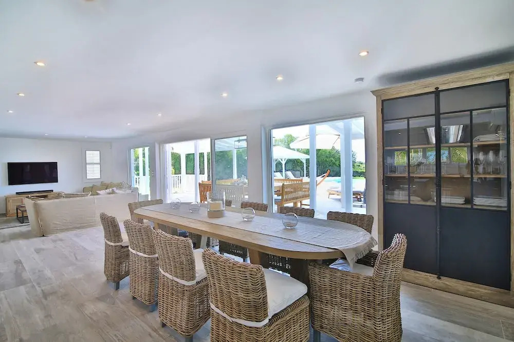 Hamptons Villa