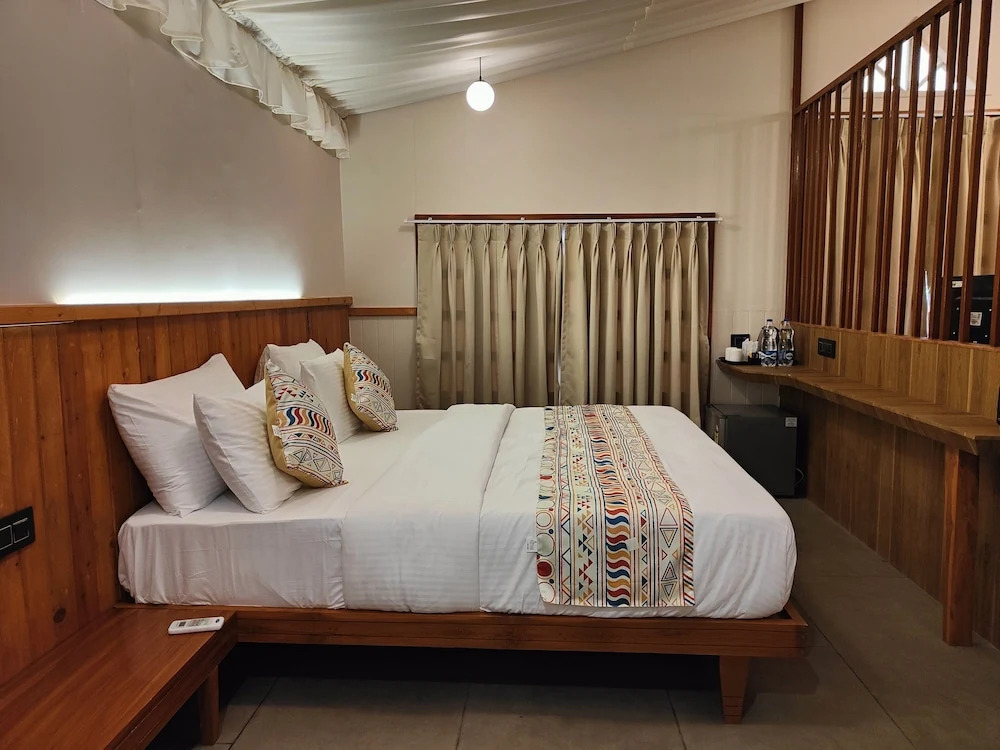 Nirvana Resort and Restaurant
