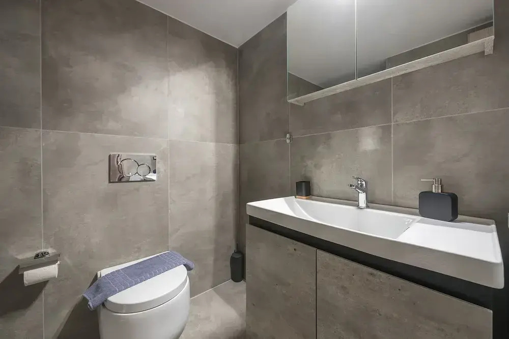 Elegant Mavili Suite by Cloudkeys