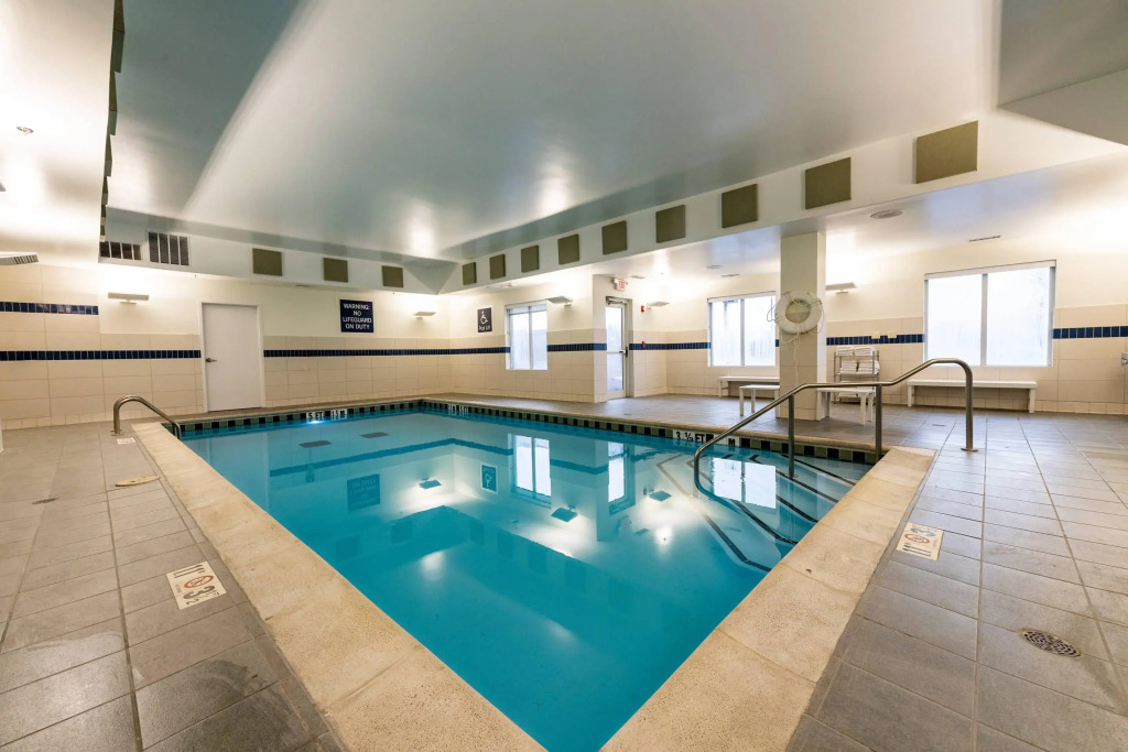 Radisson Hotel Fairview Heights - St Louis