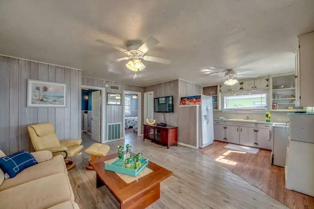 Beach Front Bungalow - Roelens Vacations