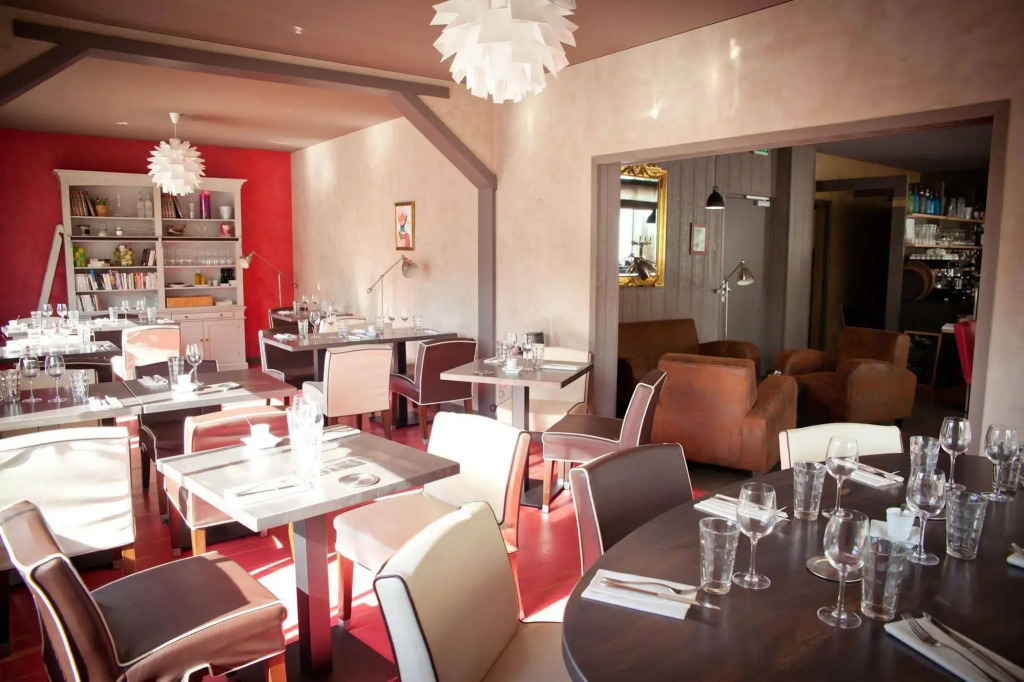 Hôtel Restaurant Logis Coté Lac