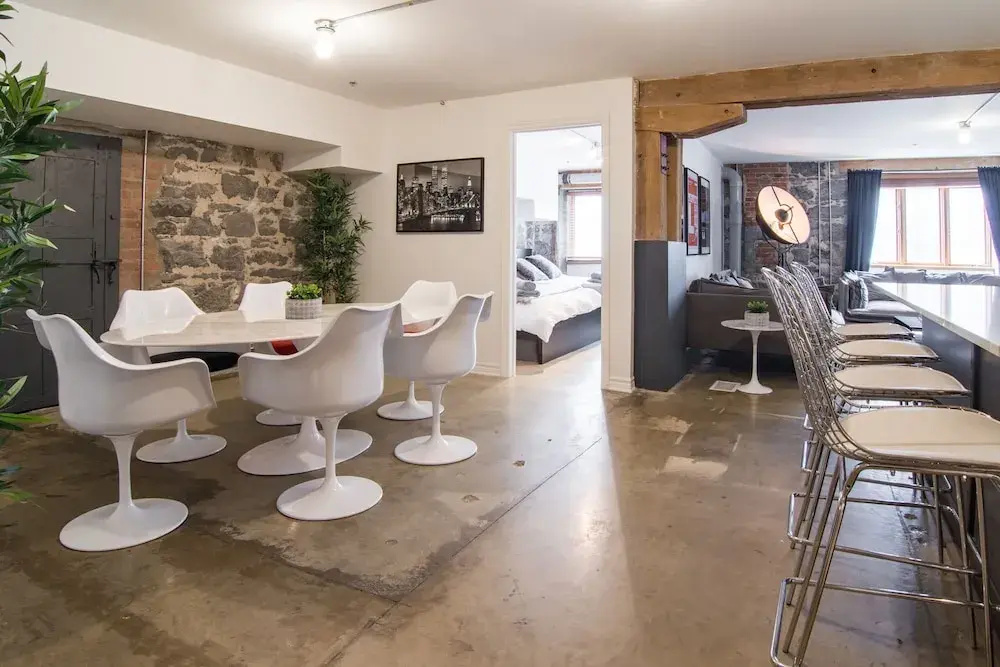1821 Industrial Loft in Old Port by Nuage