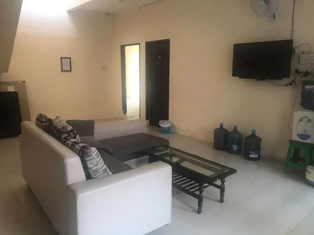 Oyo 2504 Karangasem Residence