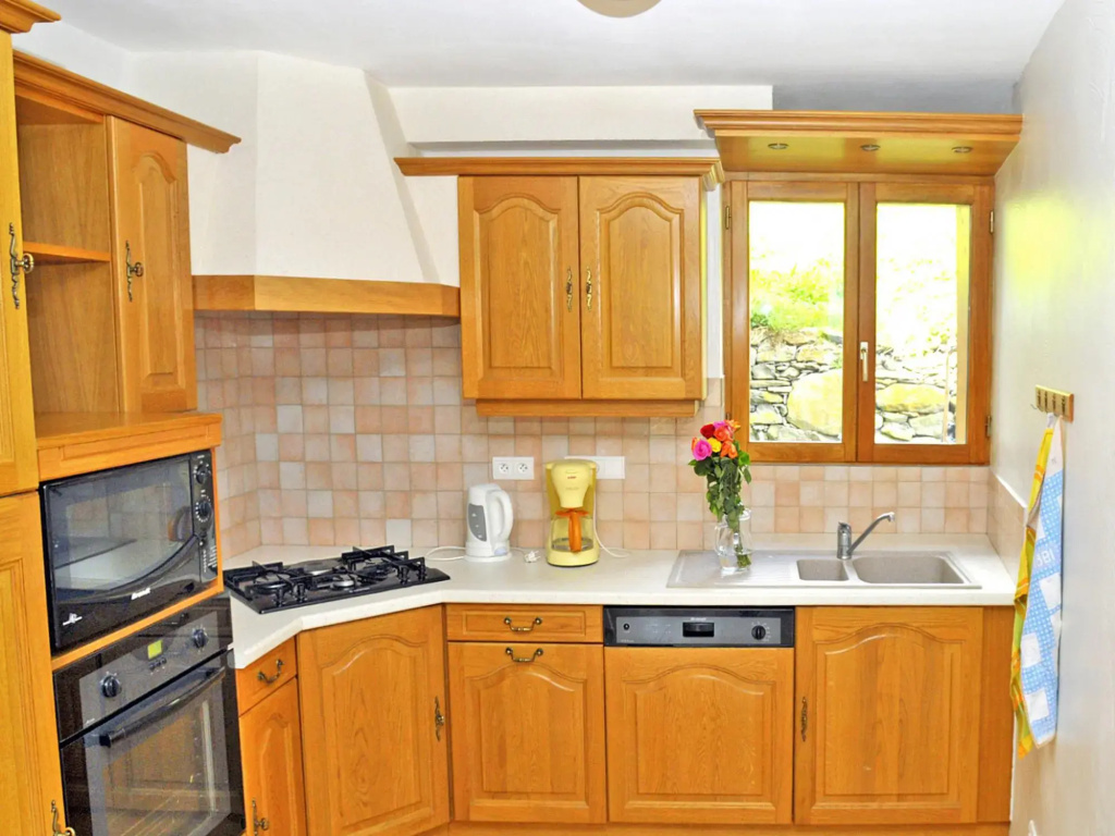 Chalet In Les Menuires-Praranger With Balcony