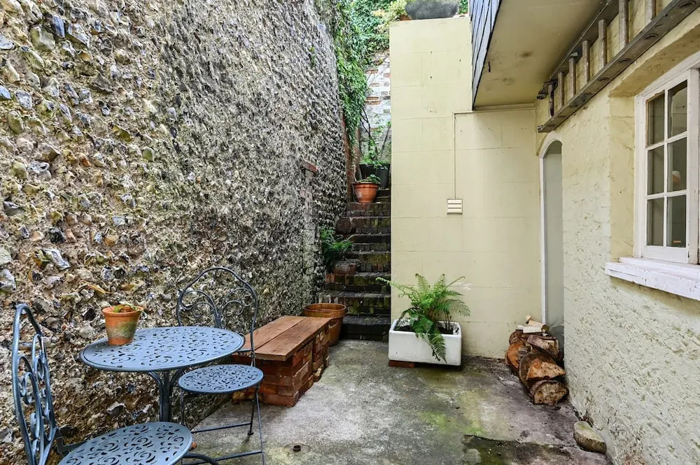 Host Stay Hanover Rest