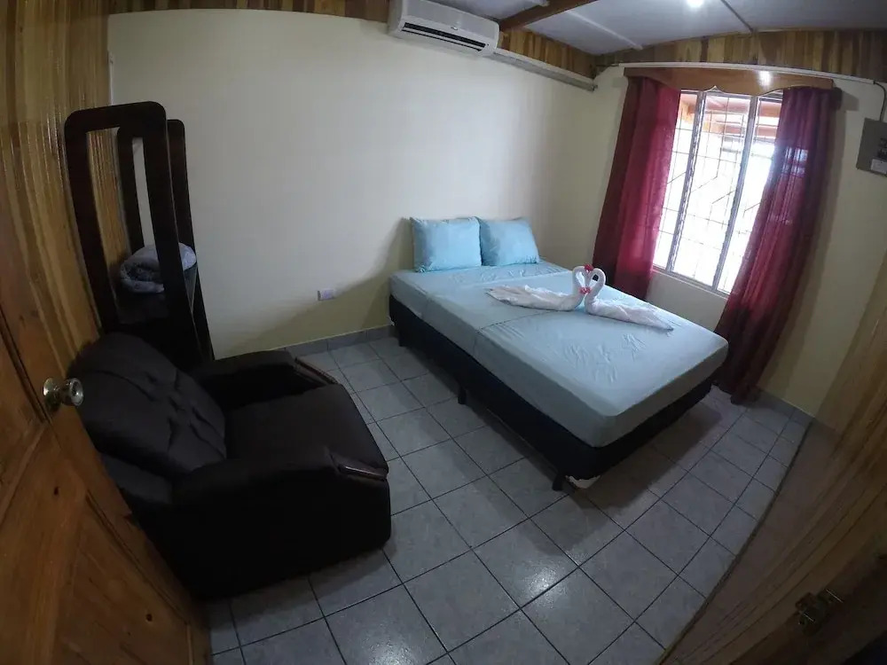 Apartamentos QR La Fortuna - Adults Only