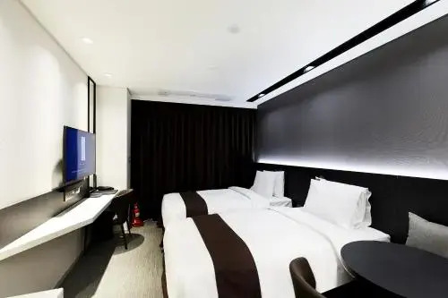 Hotel K
