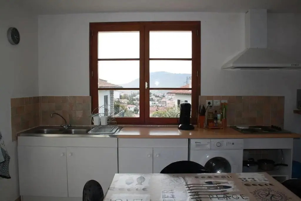 Appartement au calme à Hendaye. Meublé 3 étoiles