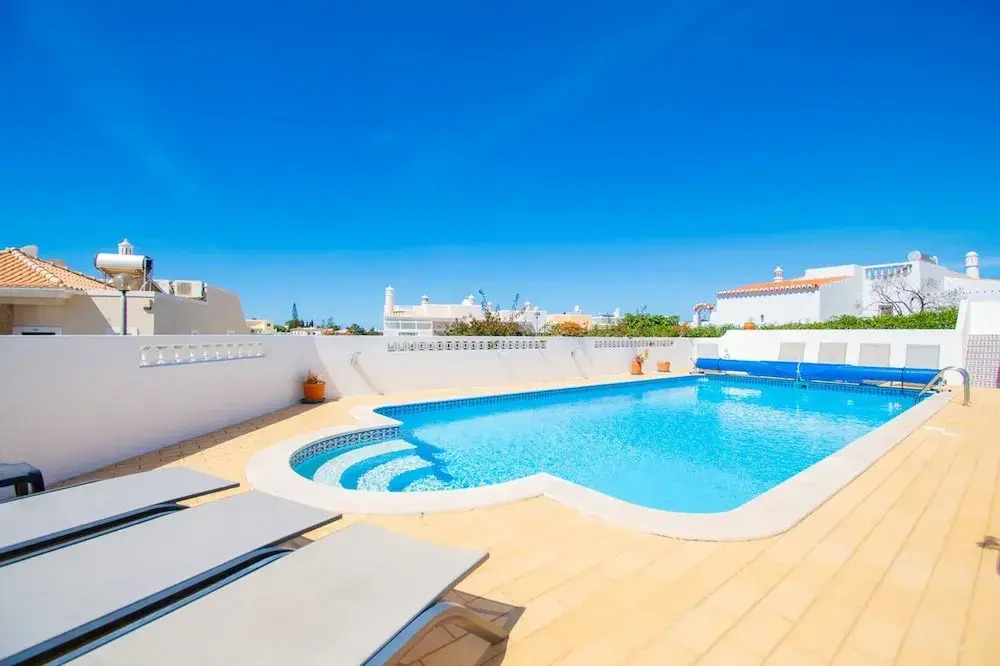 32A Vale do Milho Stunning Detached Villa Close