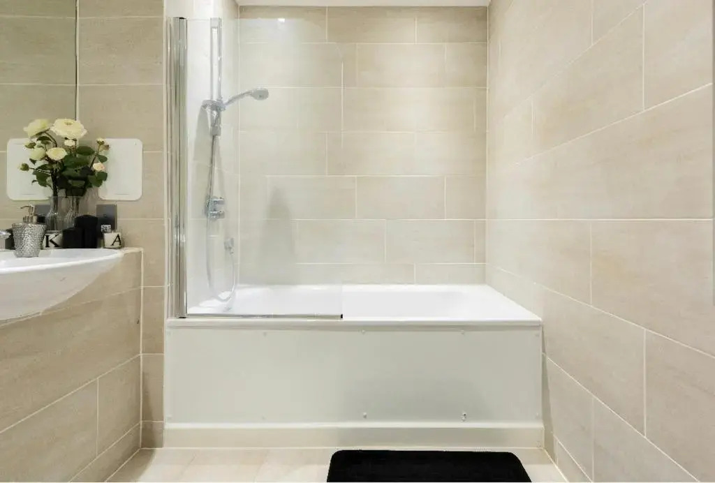 Luxury new apartment, 15mins from Bond St.