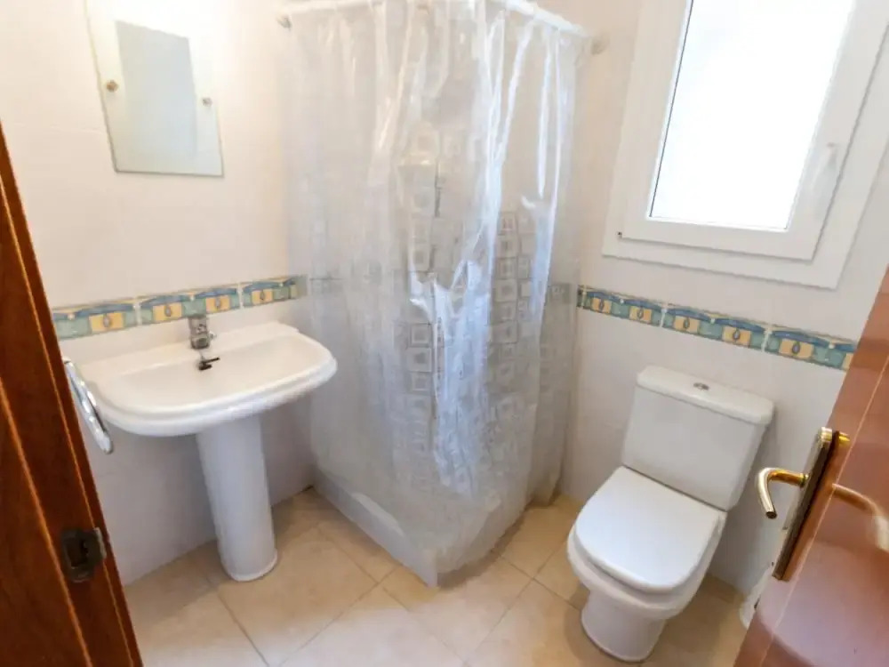 Pretty Holiday Home in L'escala With Swimming Pool