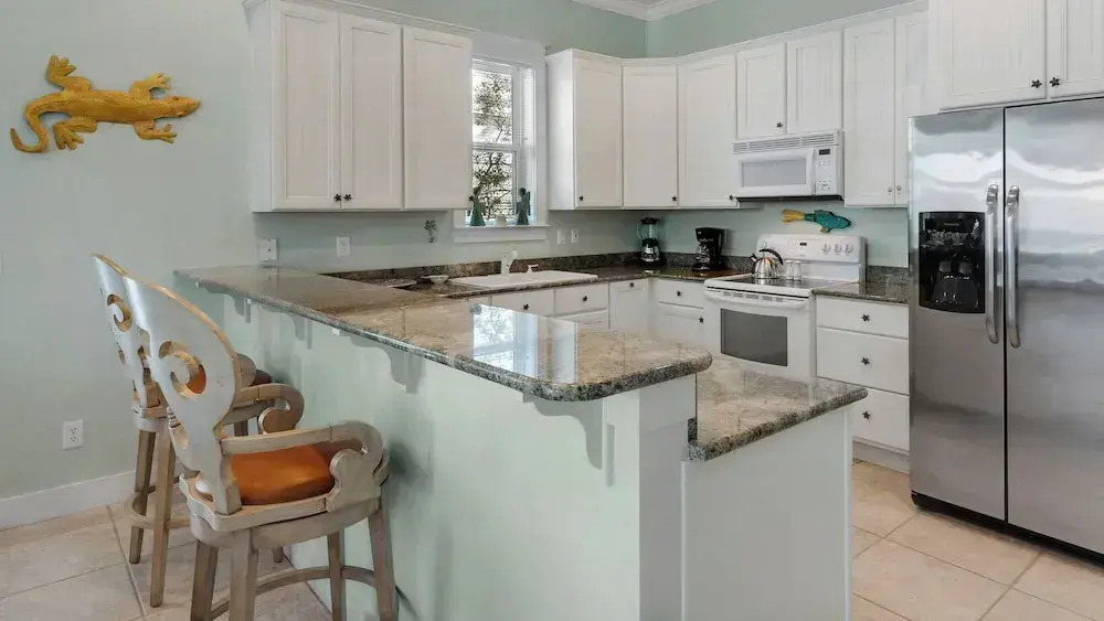 Close to Beach Access & Rosemary~ Seacrest Lagoon Pool Access