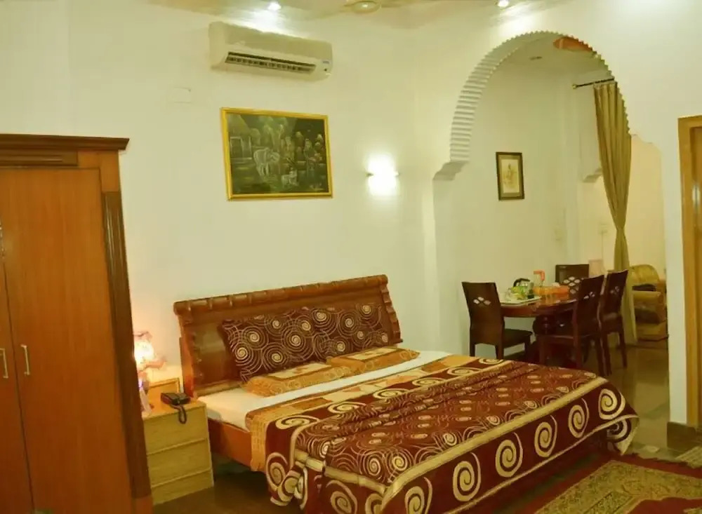 Hotel Vinayak