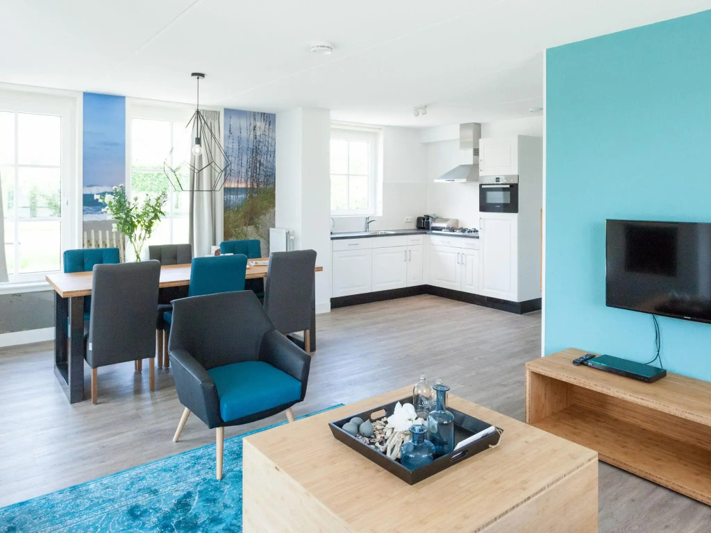 Beautiful Villa With Lots of Comfort, Near North Sea Beach