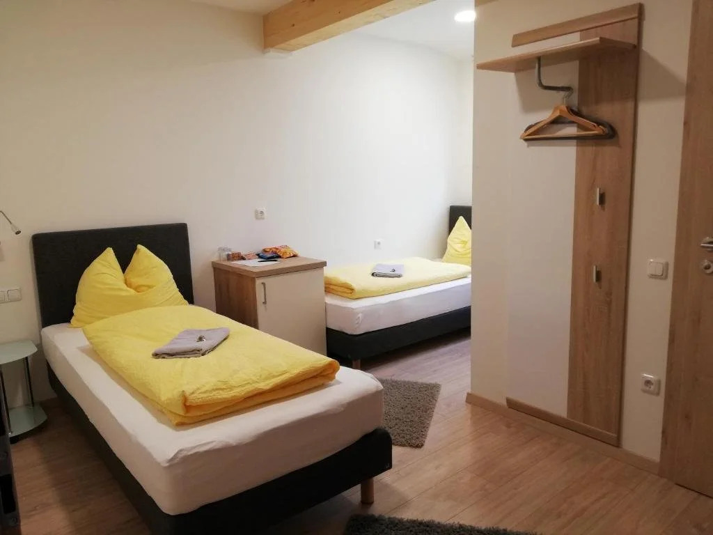 Zimmer Ferienwohnung Yassi
