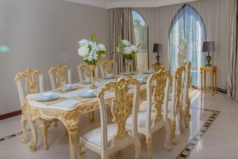 Bravoway Villa A29 in Palm Jumeirah