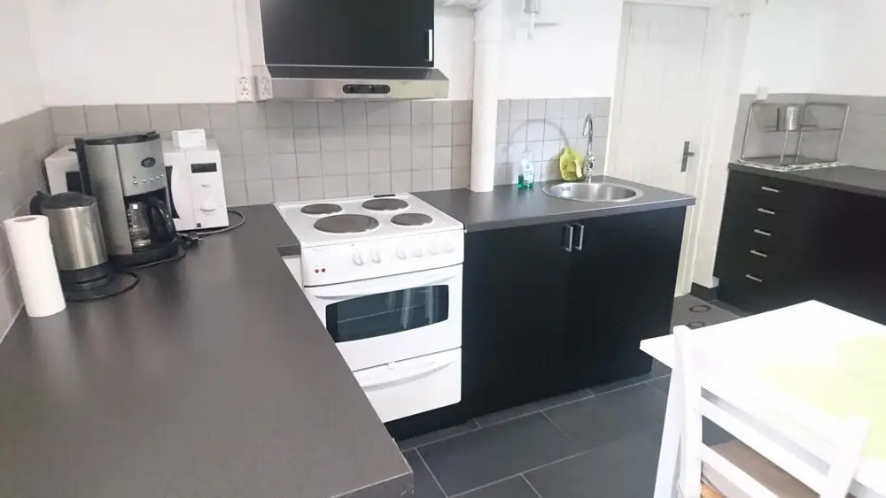 Apartment in a house- Great location