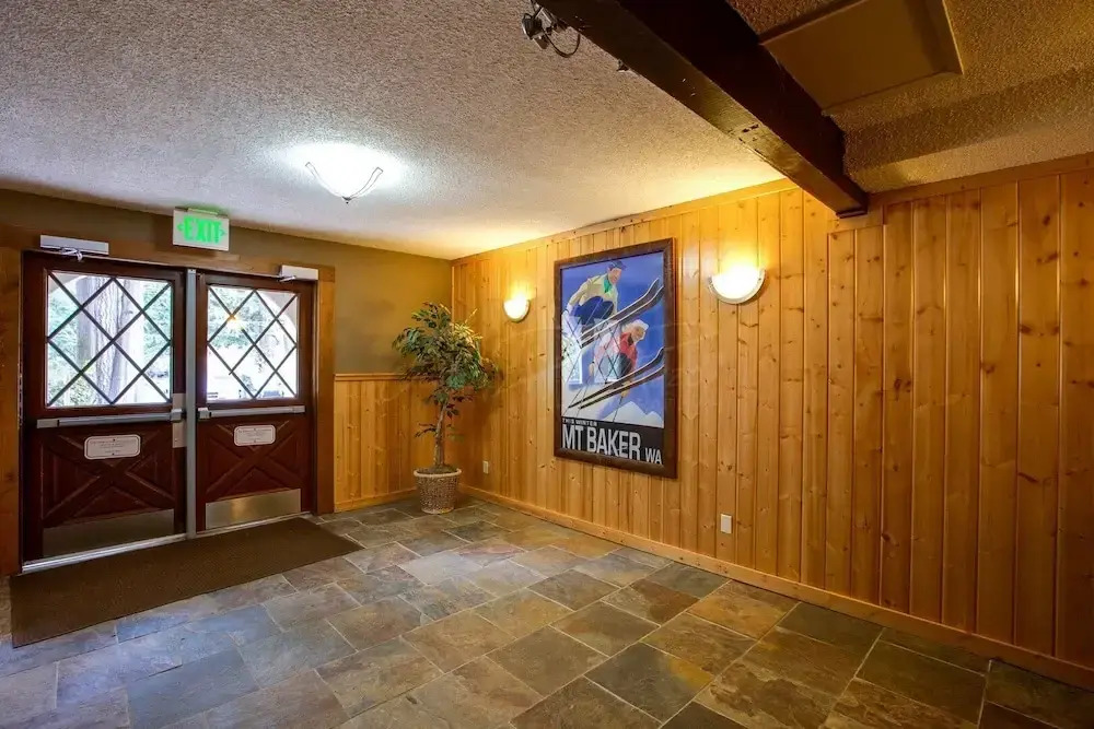 09SLL - Convenient - Inexpensive - Sleeps 2