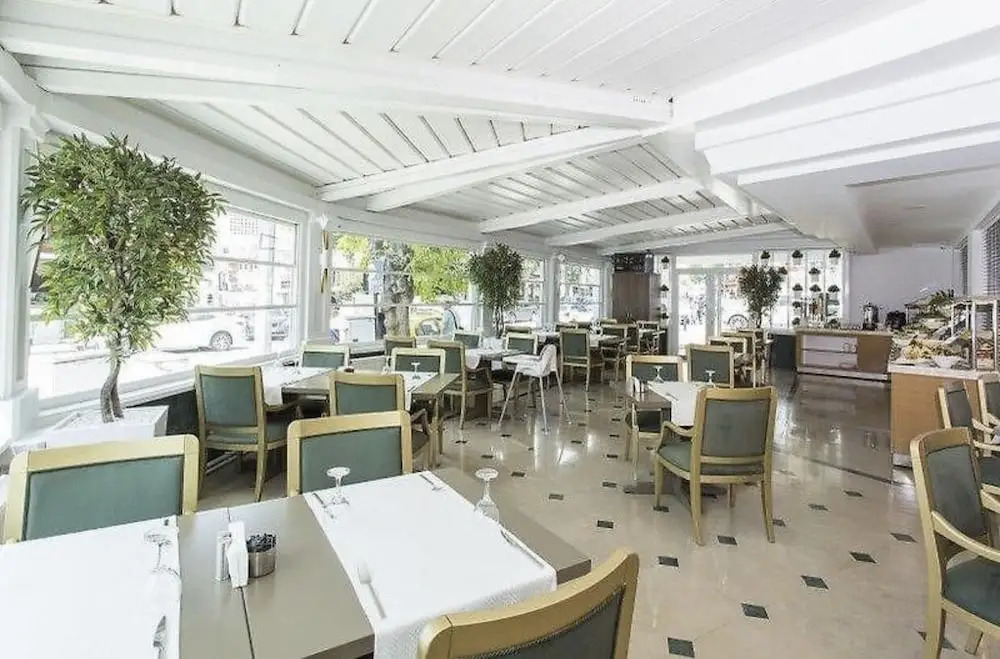 Royal Sweet Hotel