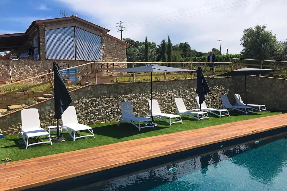 Villa Bibbona con Piscina