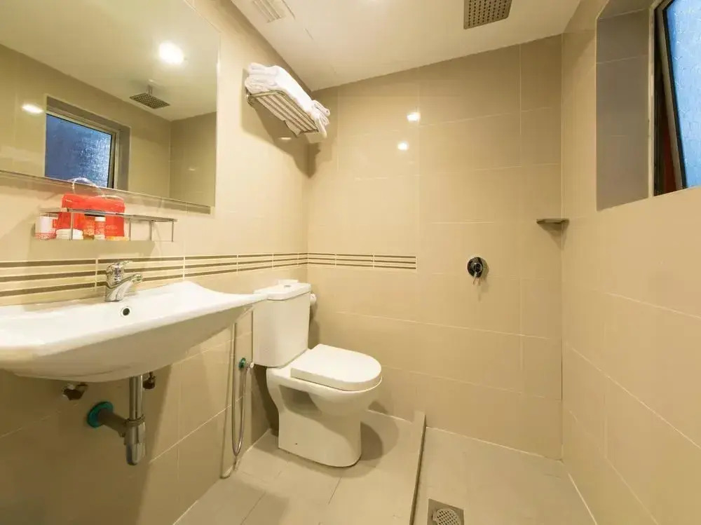 Oyo 125 K Hotel