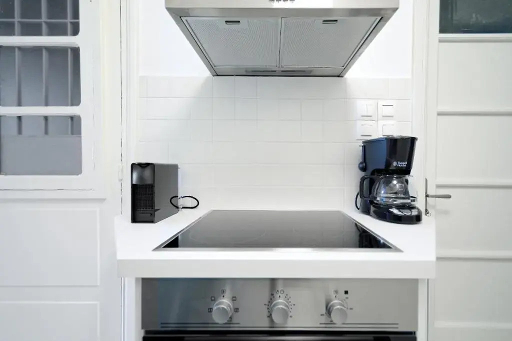 Kallimarmaro M M Smart Suite by Superhost Hub