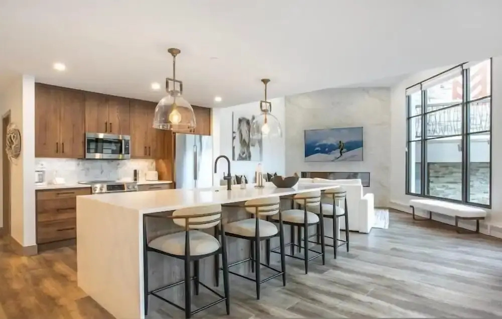 Diamond-Rated 2Br Condo In Heart Of Vail Village - Center Place