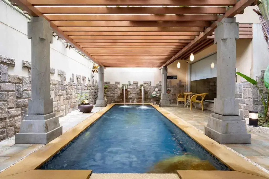In-stone Motel