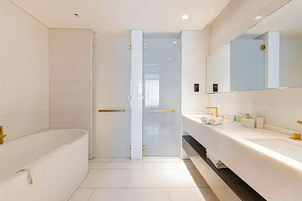 Five Palm 2br - High Floor With Full Marina View