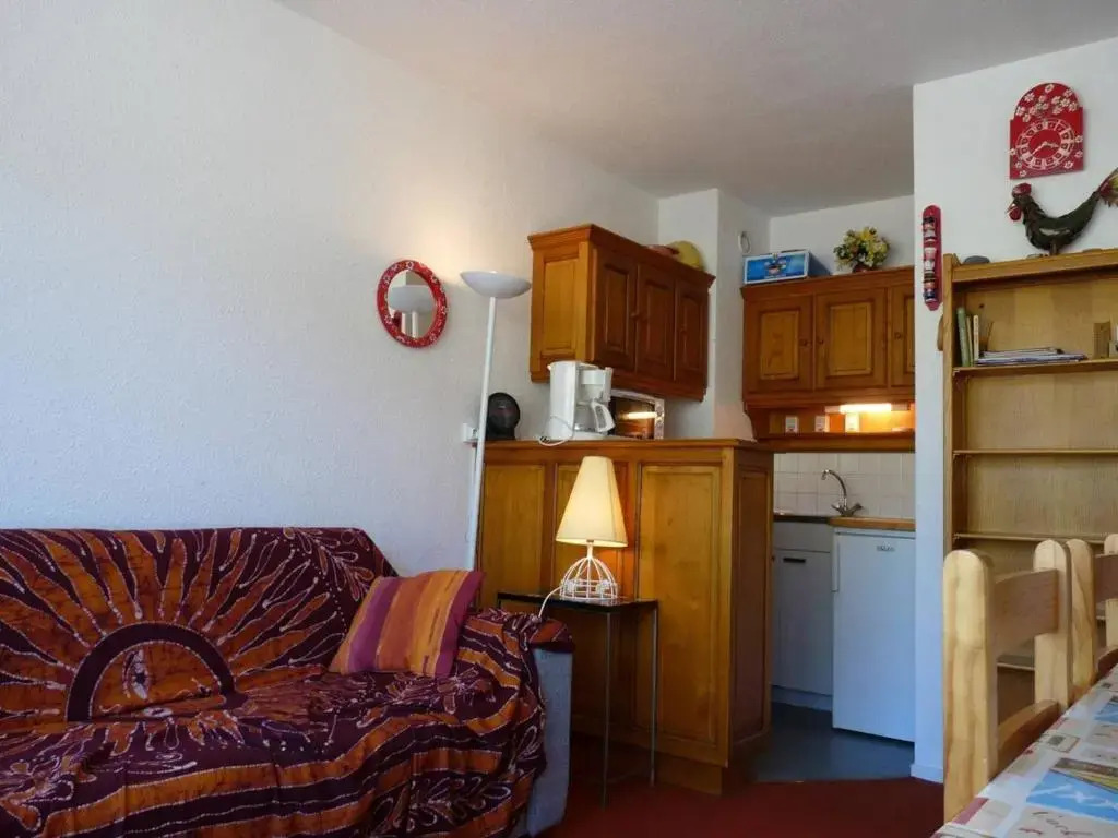 Appartement Arette, 1 pièce, 4 personnes - FR-1-602-69