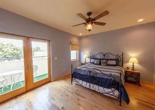 MoonSpinners 2 Br apts by RedAwning