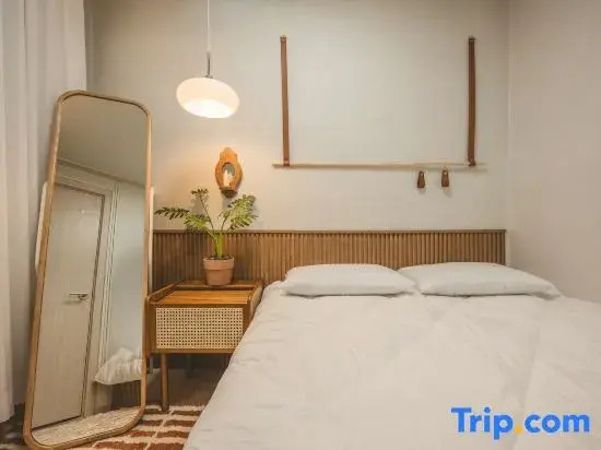 Seoulwood Retreat 4 minutes on foot from Dangsan Station / 10 minutes from Hongik University Station