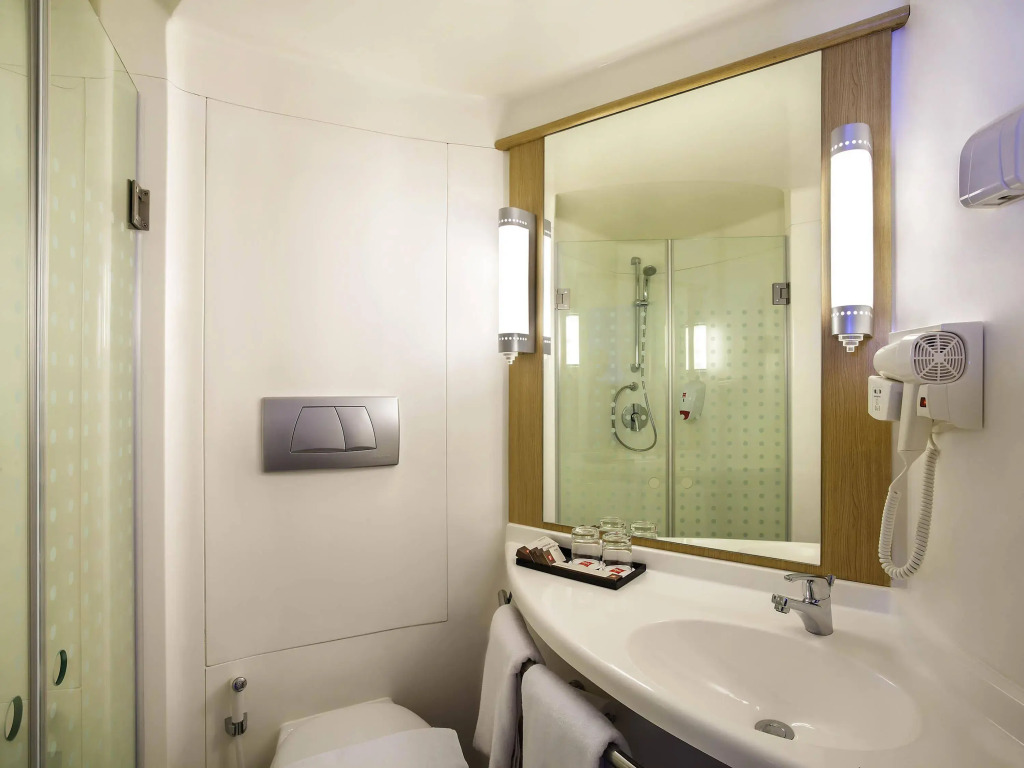 Ibis Manado City Center Boulevard