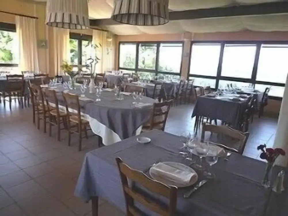 Logis Le Saint Cyr