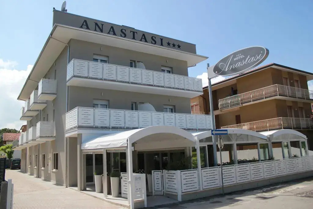 Anastasi Spa Hotel e Residence