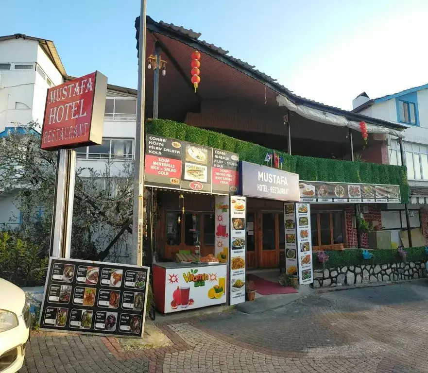 Mustafa Hotel Restaurant