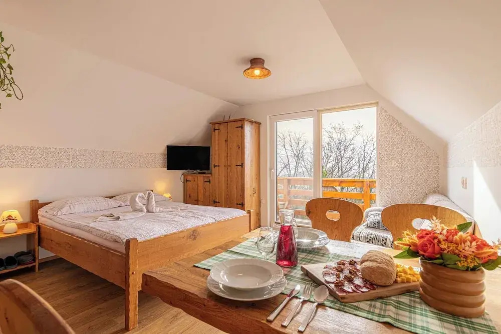 Vineyard Cottage Rataj 2