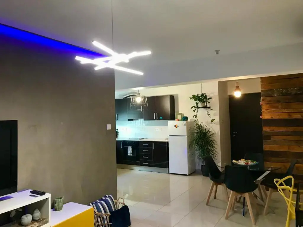 Fat Cow Apartment 101